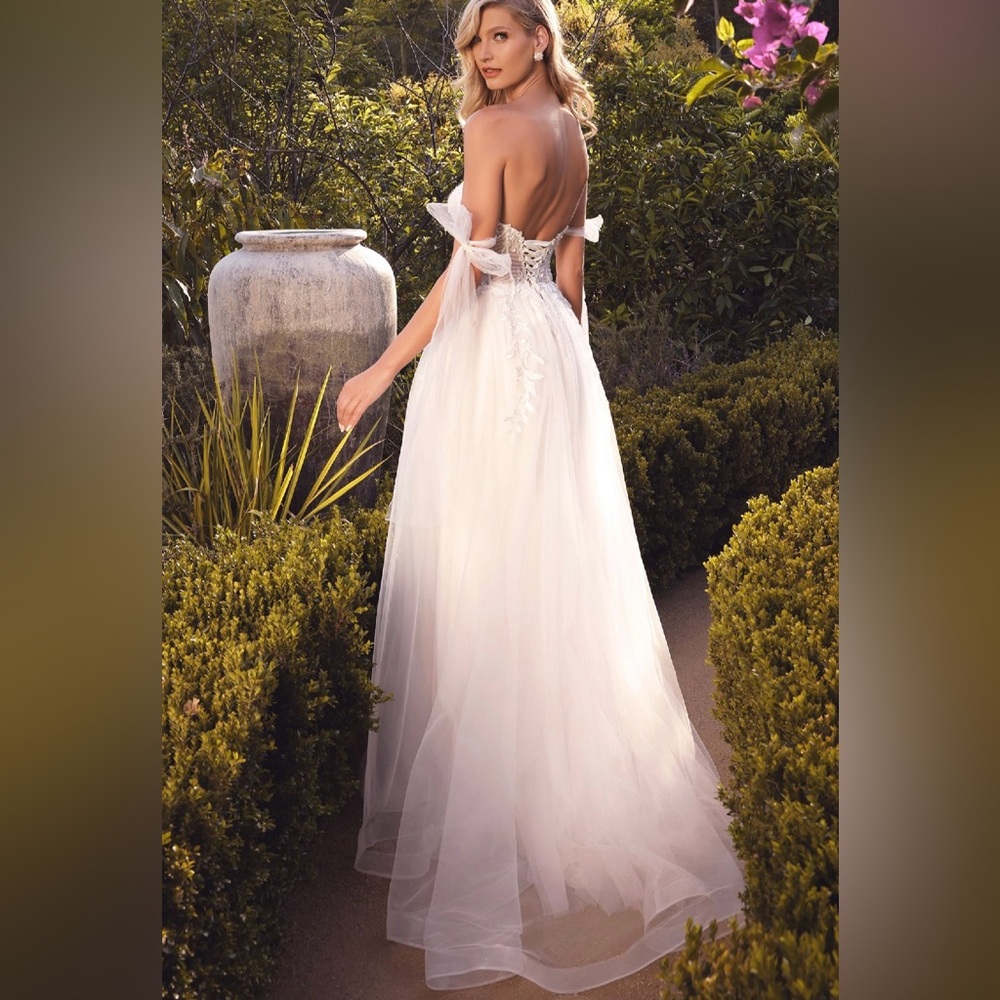 NEW Boho Sparkle Floral Fairy Off the Shoulder Wedding Dress White Size 14
